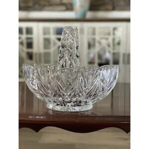 Shannon Crystal Designs Of Ireland 24% Lead Crystal Basket W Handle Easter Heavy